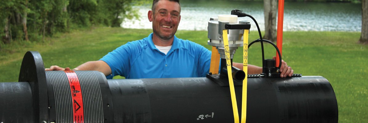 Electrofusion expert providing training